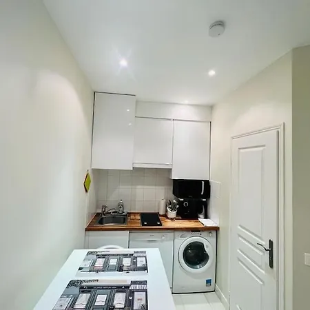 Apartment Suffren *